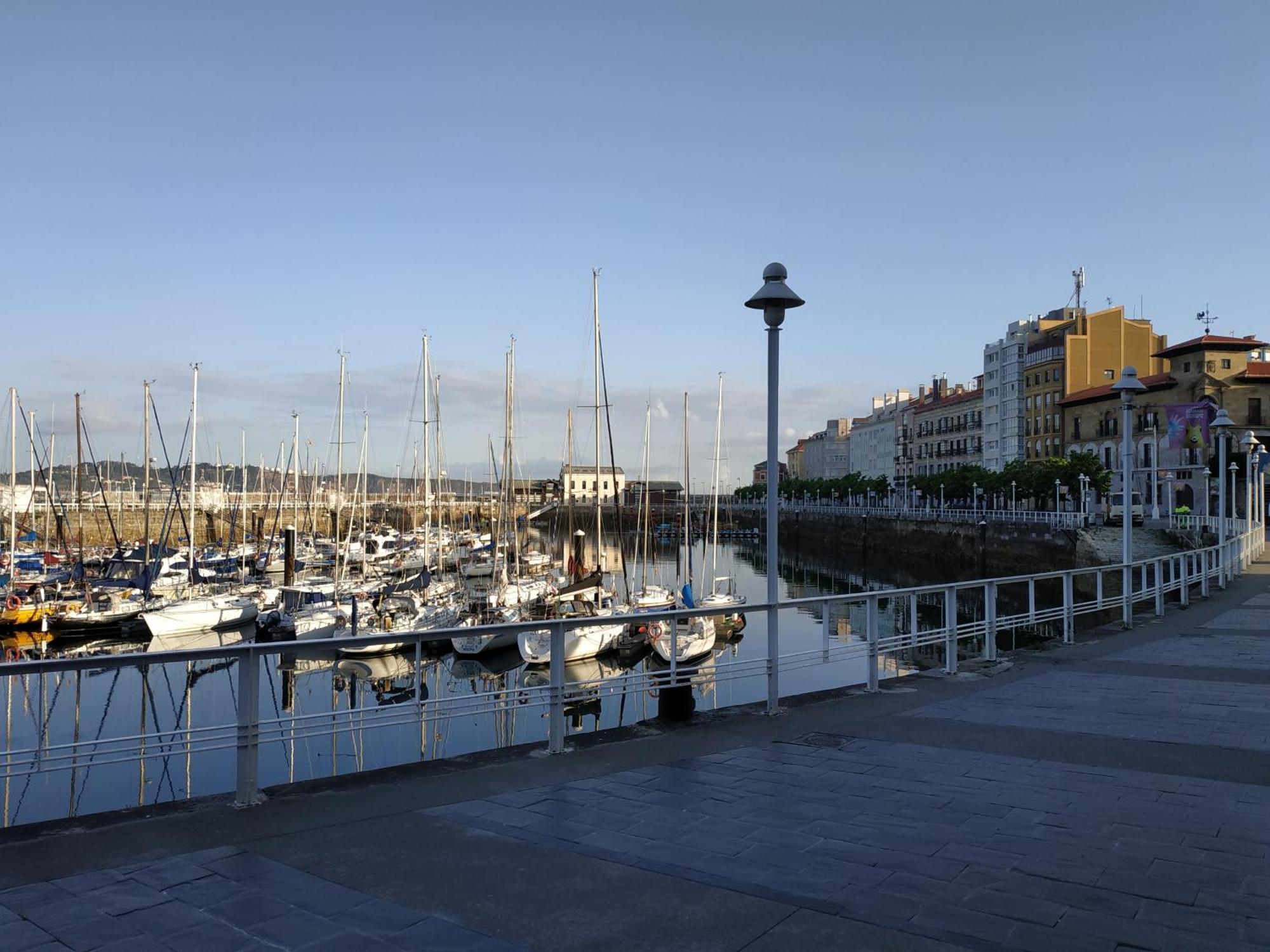 El Rincon Del Puerto Apartment Gijón Exterior foto
